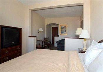 Comfort 3* Lumberton